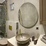 G أرغوستولي